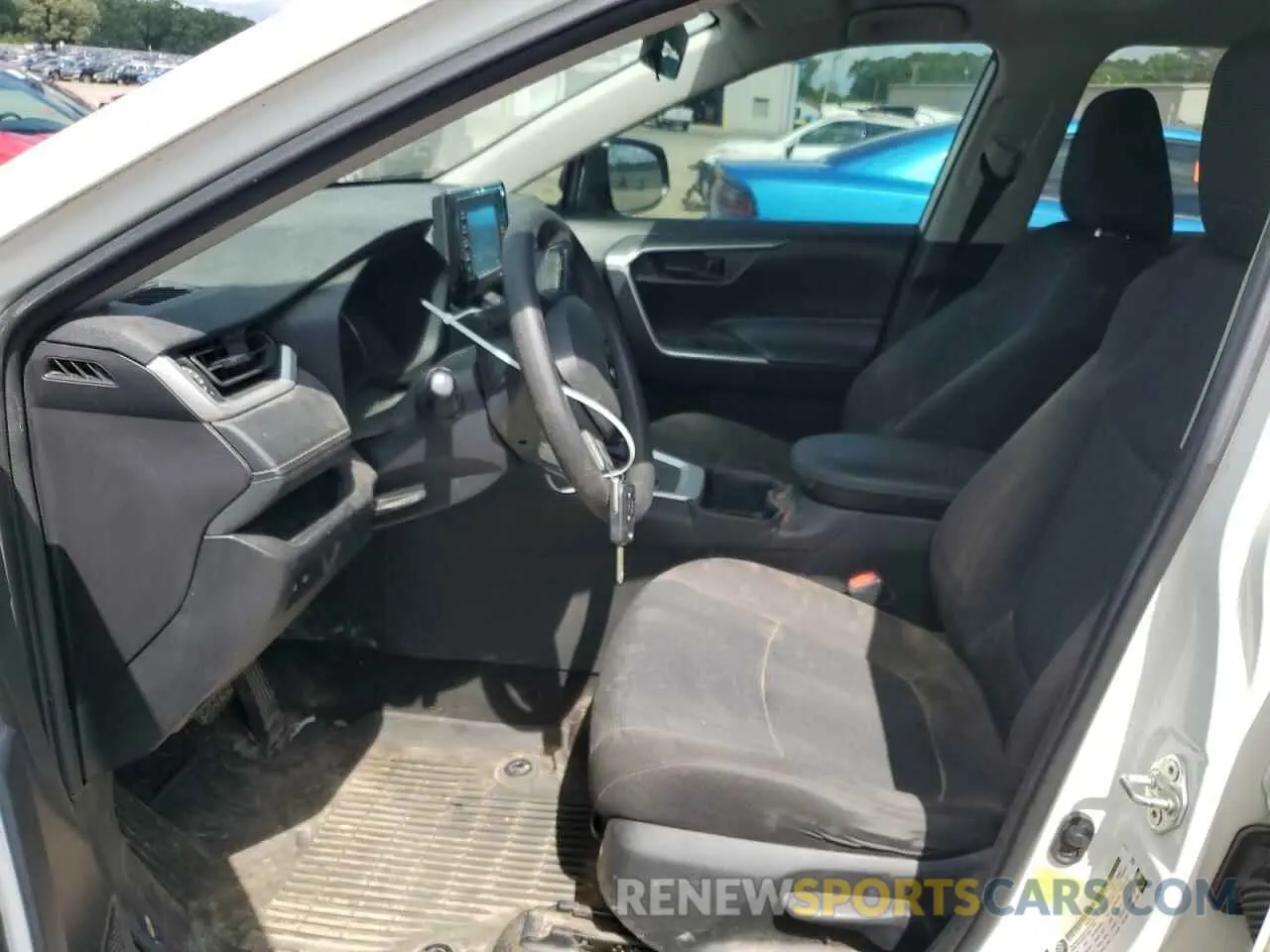 7 Photograph of a damaged car 2T3F1RFV0NC280019 TOYOTA RAV4 2022