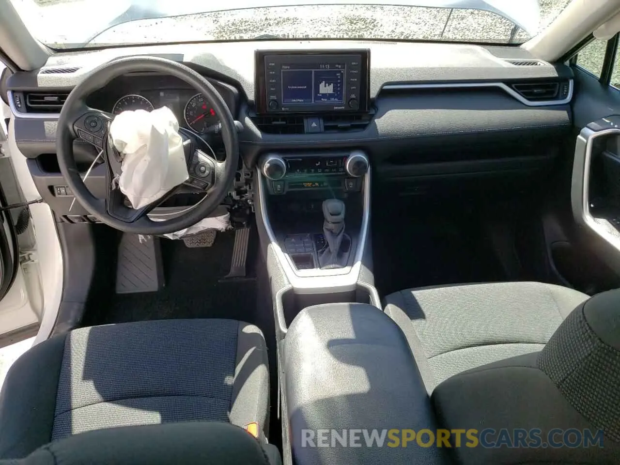 8 Photograph of a damaged car 2T3F1RFV0NC284779 TOYOTA RAV4 2022