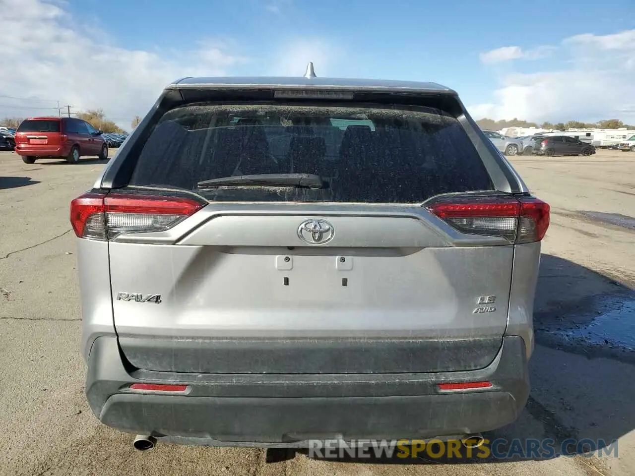 6 Photograph of a damaged car 2T3F1RFV0NC285138 TOYOTA RAV4 2022