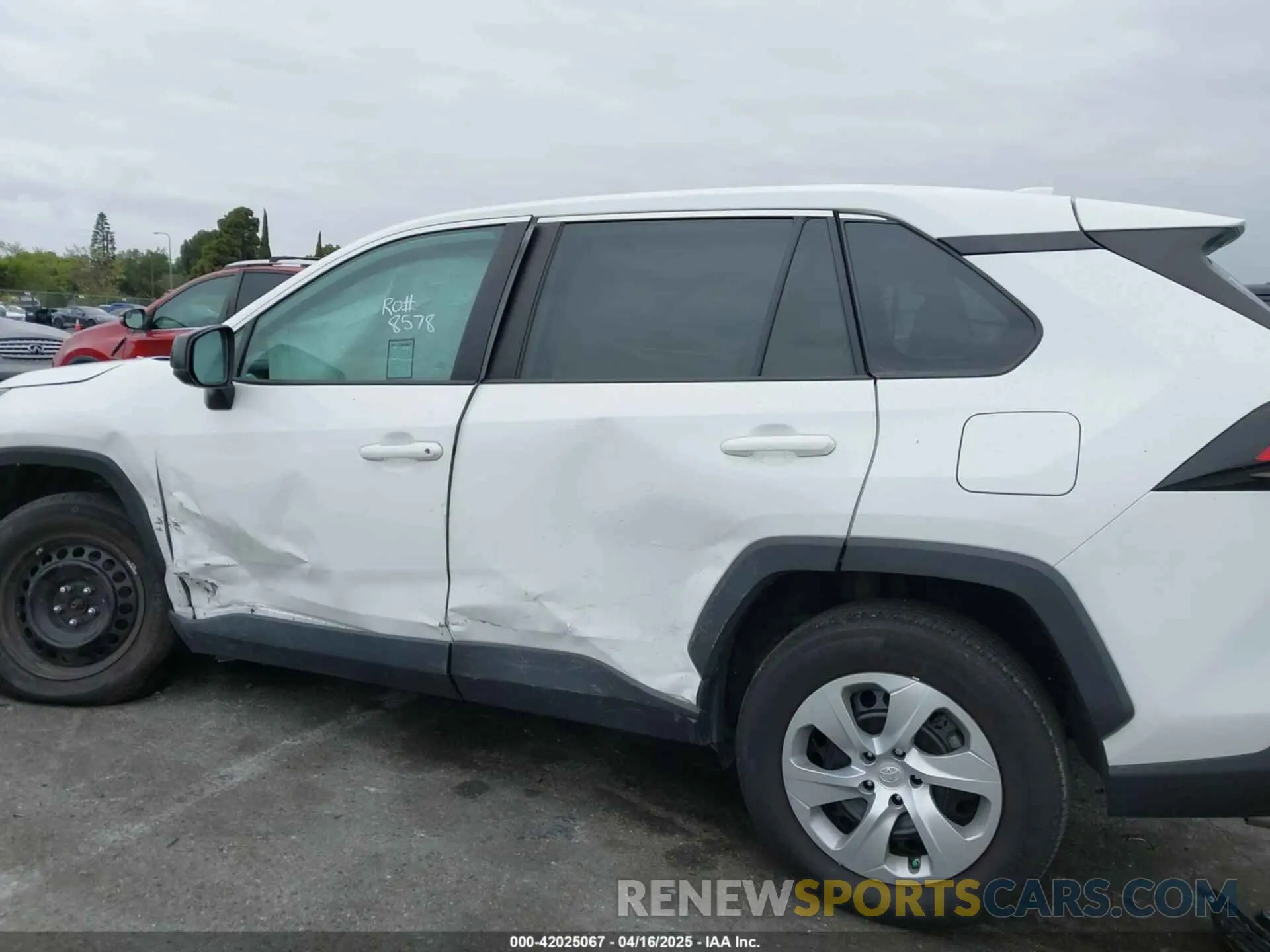 14 Photograph of a damaged car 2T3F1RFV0NW267396 TOYOTA RAV4 2022