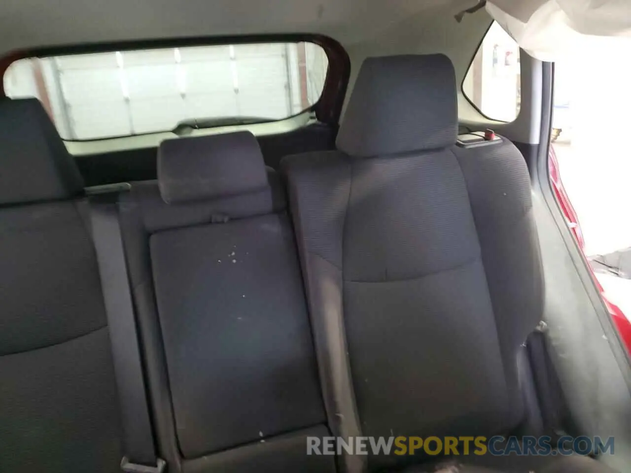 10 Photograph of a damaged car 2T3F1RFV0NW284621 TOYOTA RAV4 2022