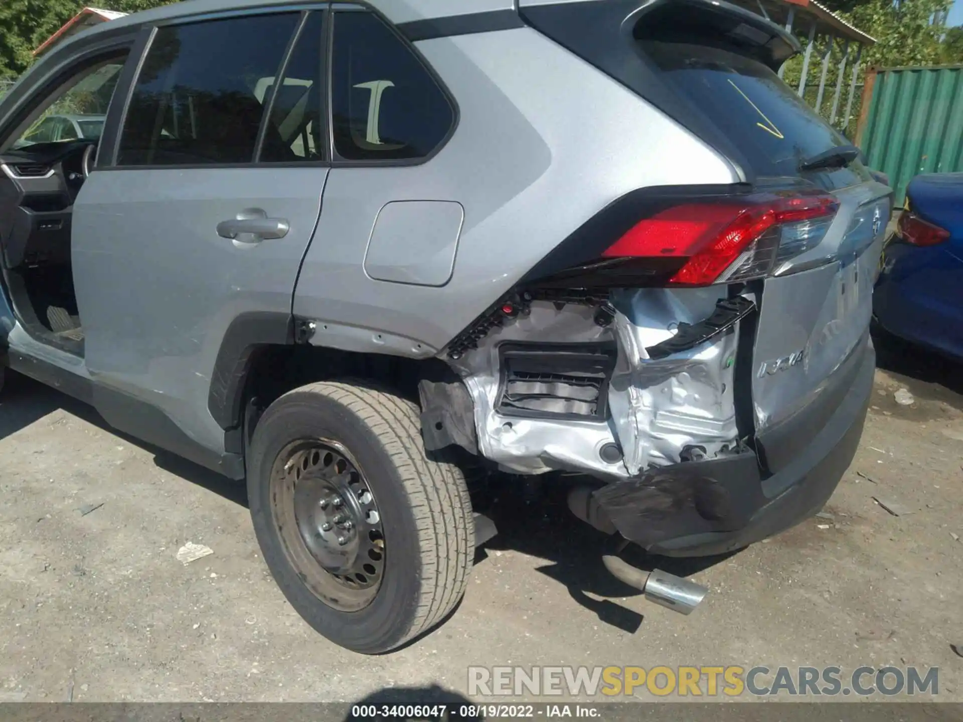 6 Photograph of a damaged car 2T3F1RFV1NC263990 TOYOTA RAV4 2022