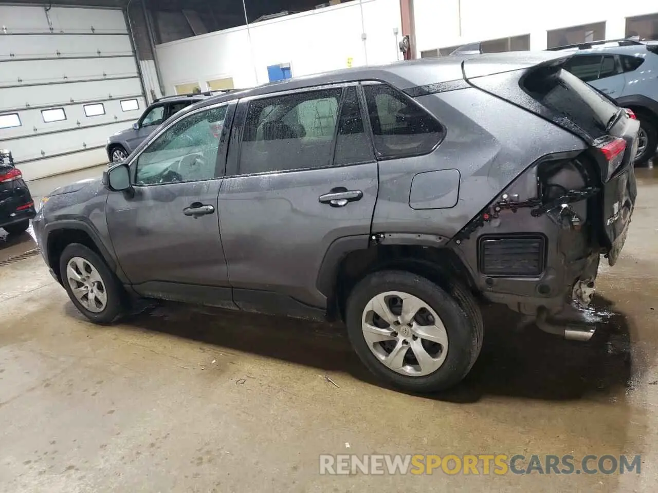 2 Photograph of a damaged car 2T3F1RFV1NC290316 TOYOTA RAV4 2022