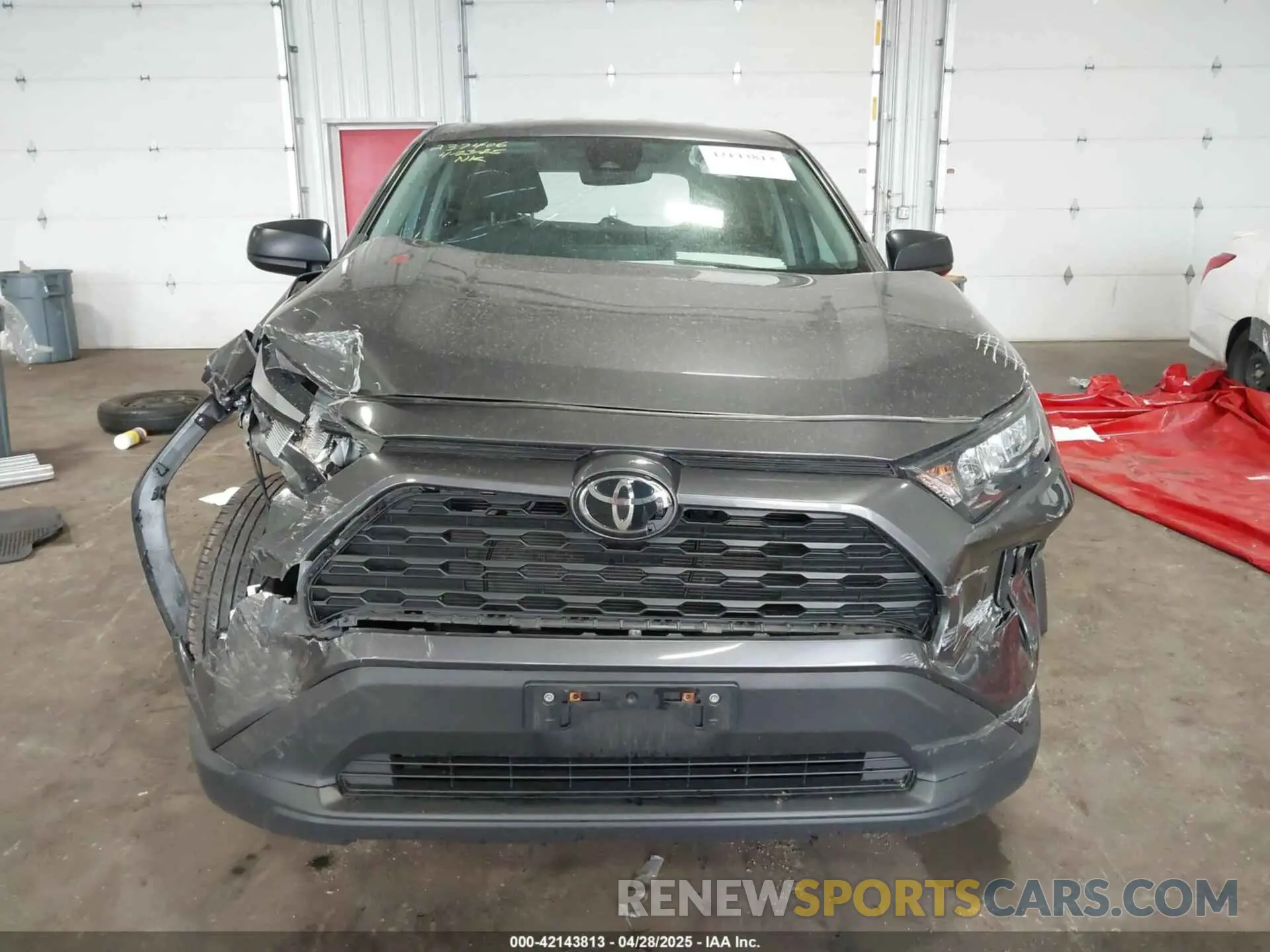 11 Photograph of a damaged car 2T3F1RFV1NC302089 TOYOTA RAV4 2022