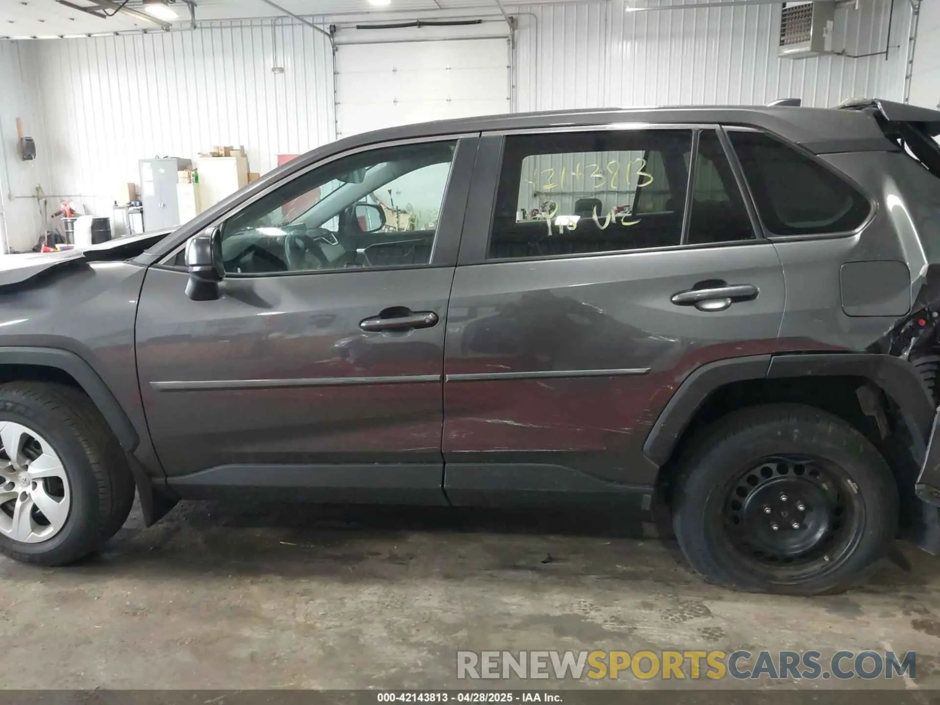 13 Photograph of a damaged car 2T3F1RFV1NC302089 TOYOTA RAV4 2022