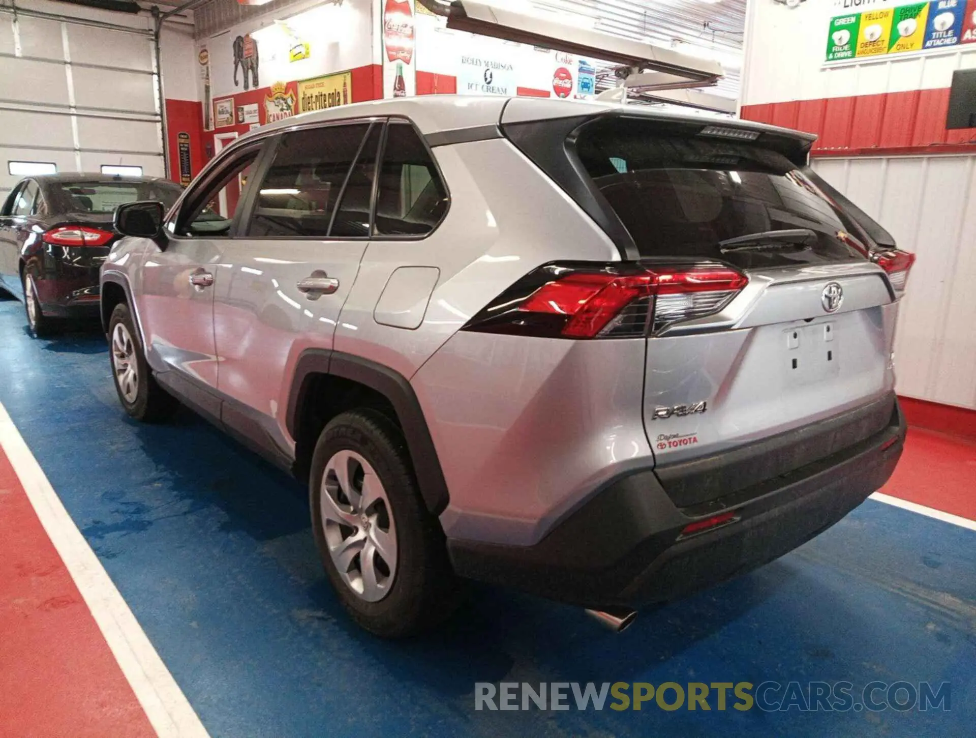 15 Photograph of a damaged car 2T3F1RFV1NC313206 TOYOTA RAV4 2022