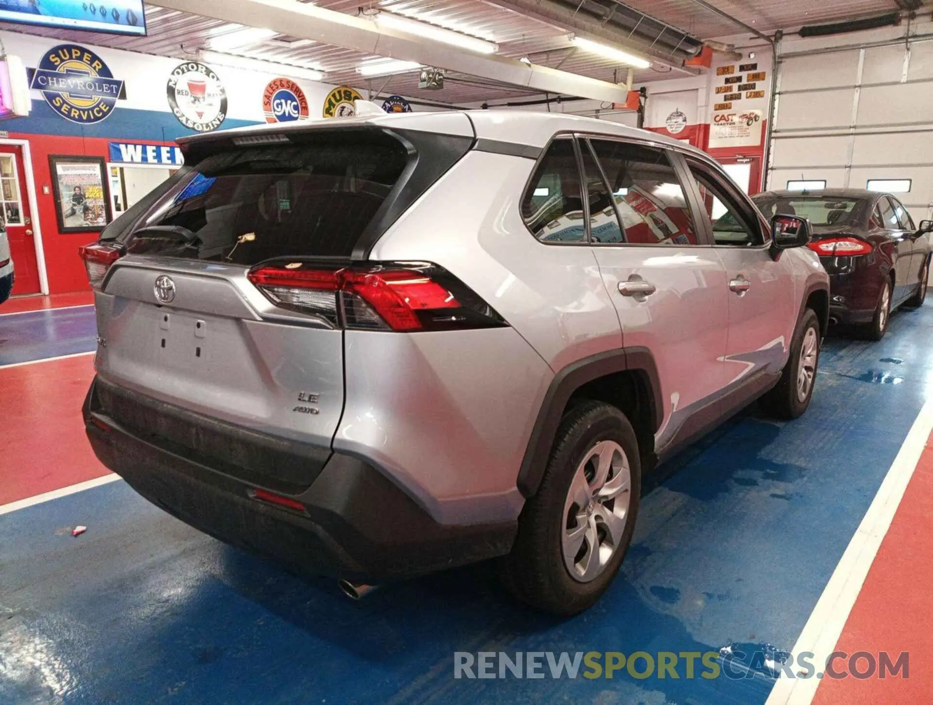 23 Photograph of a damaged car 2T3F1RFV1NC313206 TOYOTA RAV4 2022
