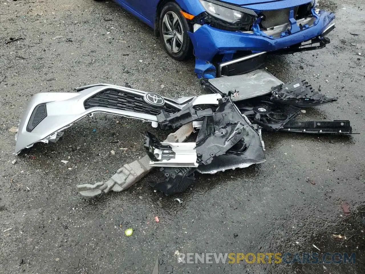 13 Photograph of a damaged car 2T3F1RFV1NC322102 TOYOTA RAV4 2022