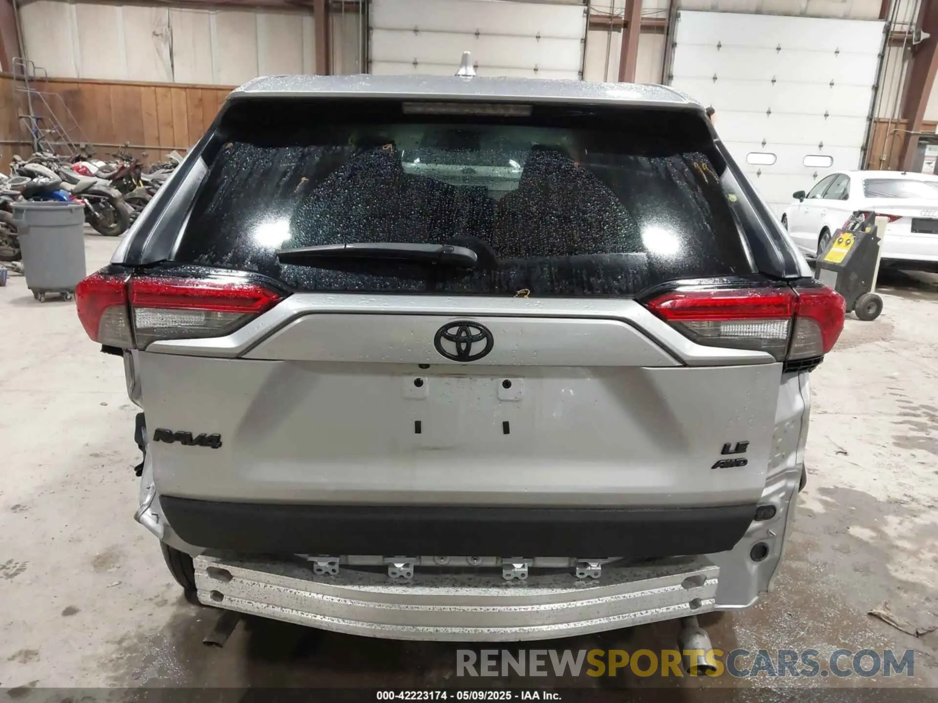 20 Photograph of a damaged car 2T3F1RFV1NW314354 TOYOTA RAV4 2022