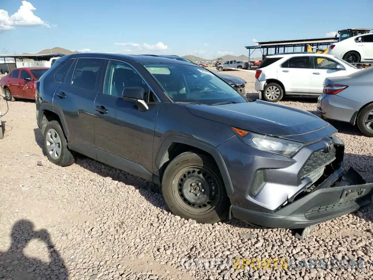 4 Photograph of a damaged car 2T3F1RFV2NC295735 TOYOTA RAV4 2022