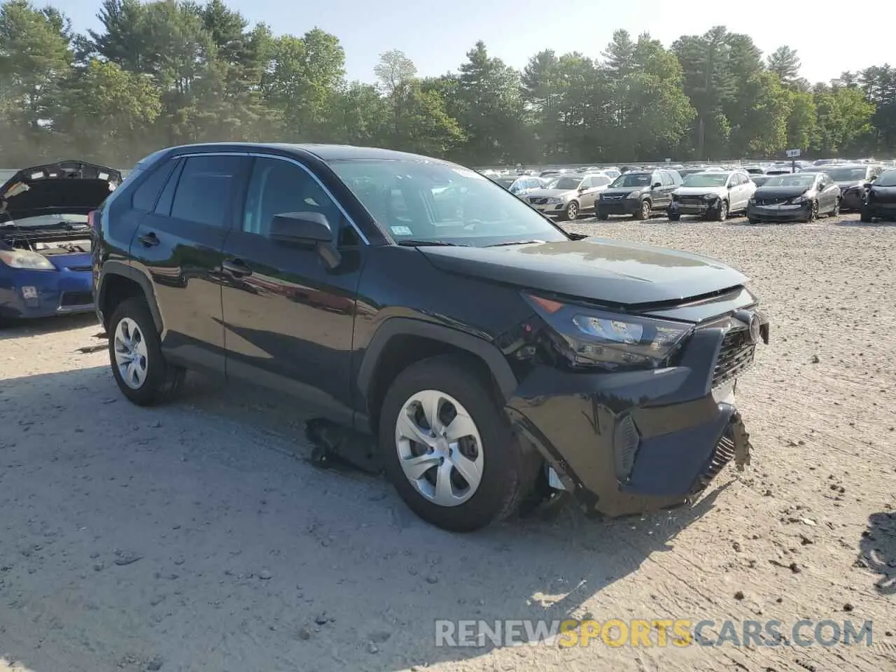 4 Photograph of a damaged car 2T3F1RFV2NW251331 TOYOTA RAV4 2022