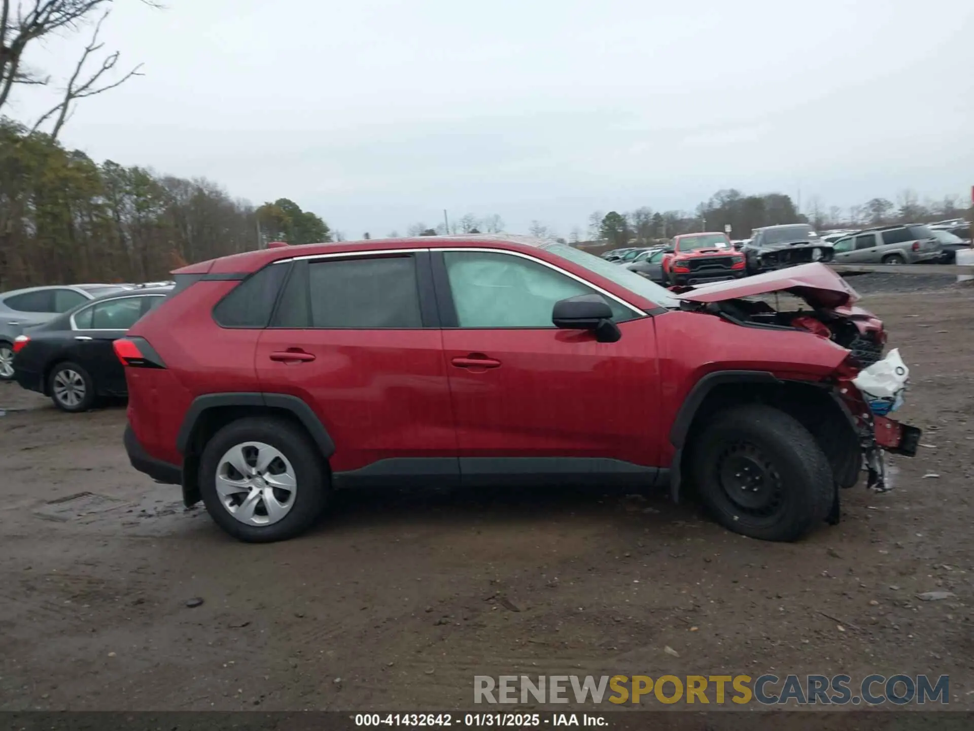 13 Photograph of a damaged car 2T3F1RFV2NW317652 TOYOTA RAV4 2022