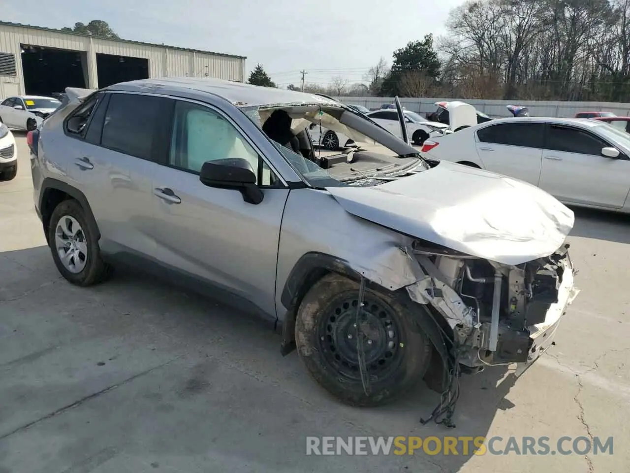 4 Photograph of a damaged car 2T3F1RFV3NC257141 TOYOTA RAV4 2022