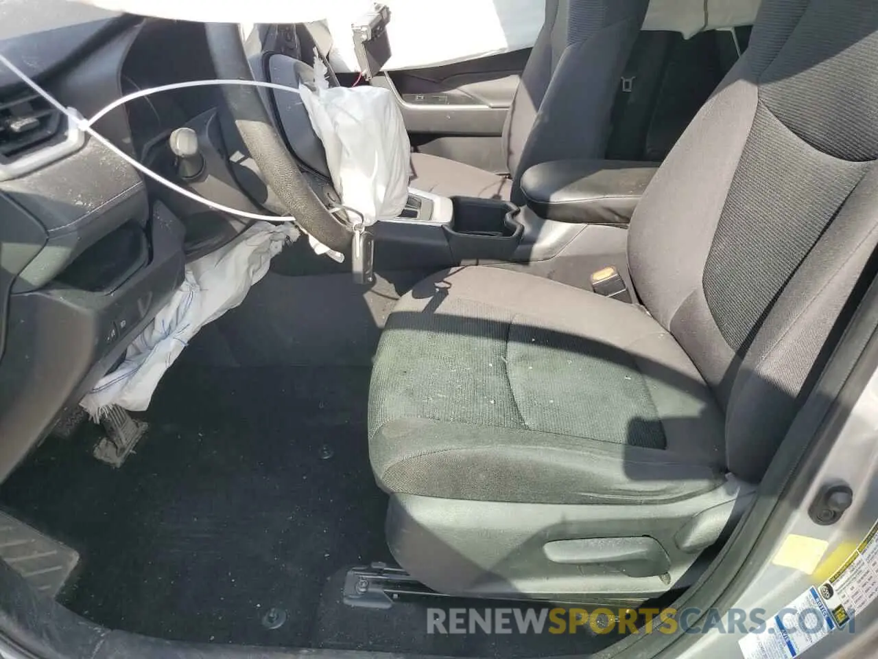 7 Photograph of a damaged car 2T3F1RFV3NC257141 TOYOTA RAV4 2022