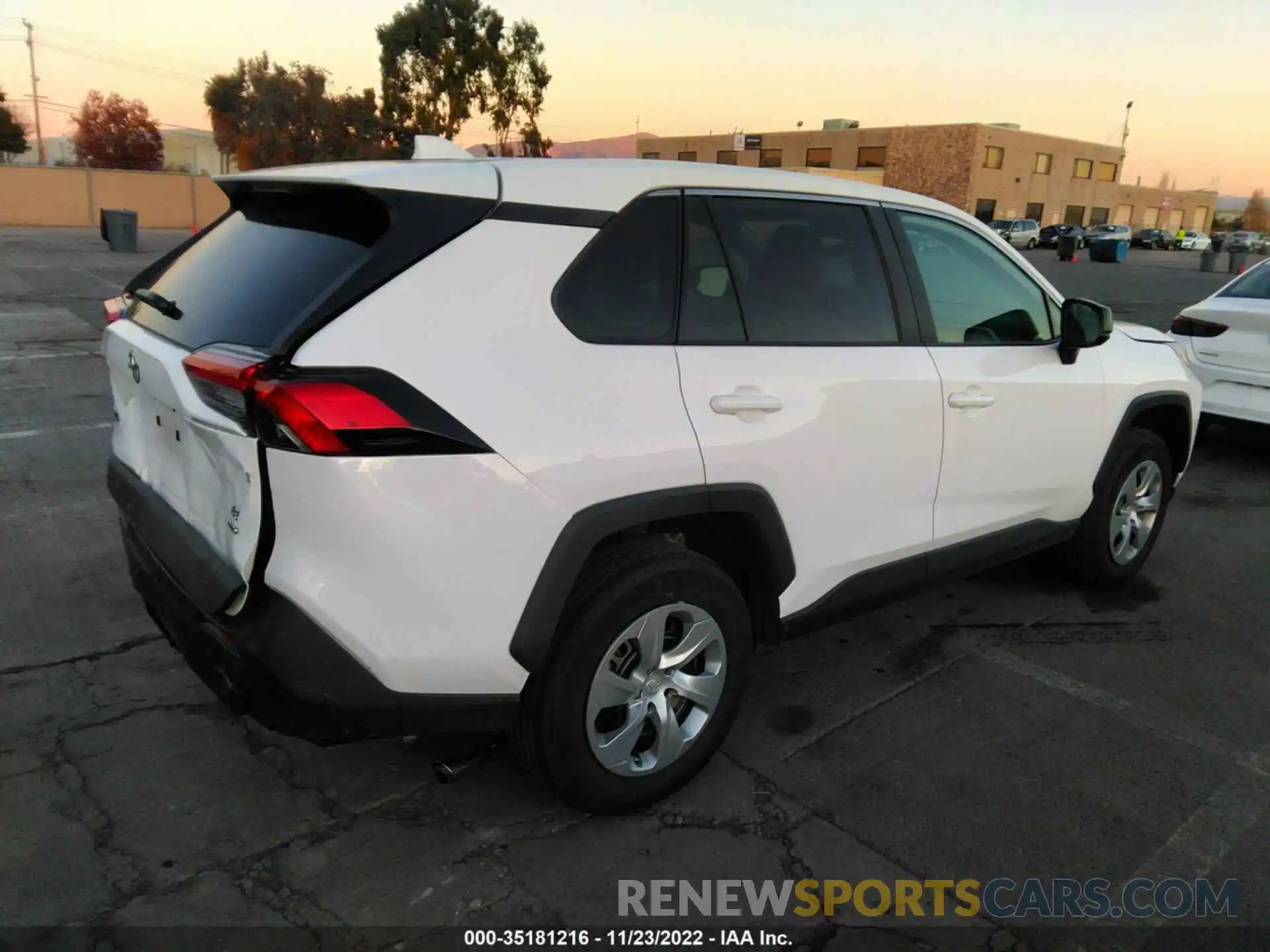 4 Photograph of a damaged car 2T3F1RFV3NC258872 TOYOTA RAV4 2022