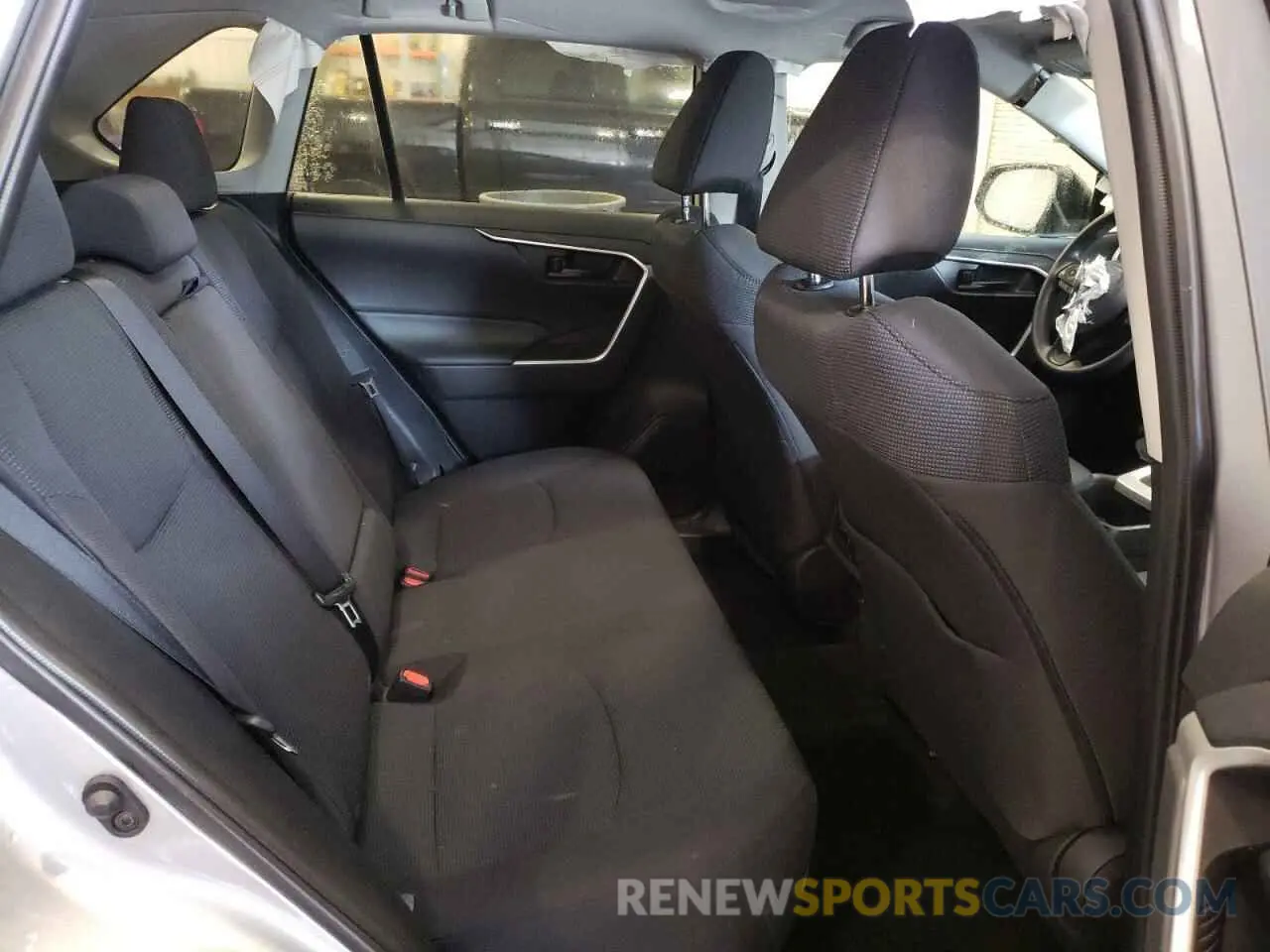 11 Photograph of a damaged car 2T3F1RFV3NC306967 TOYOTA RAV4 2022