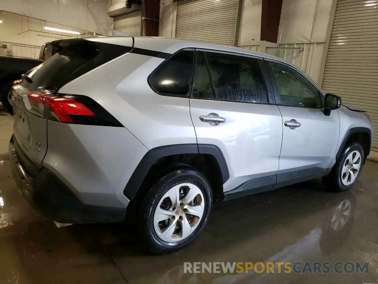 3 Photograph of a damaged car 2T3F1RFV3NC306967 TOYOTA RAV4 2022