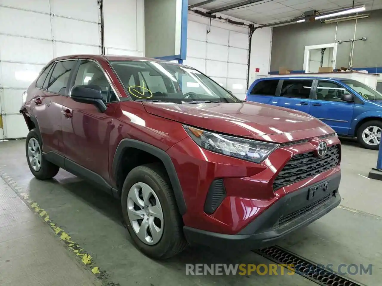 1 Photograph of a damaged car 2T3F1RFV3NW252259 TOYOTA RAV4 2022