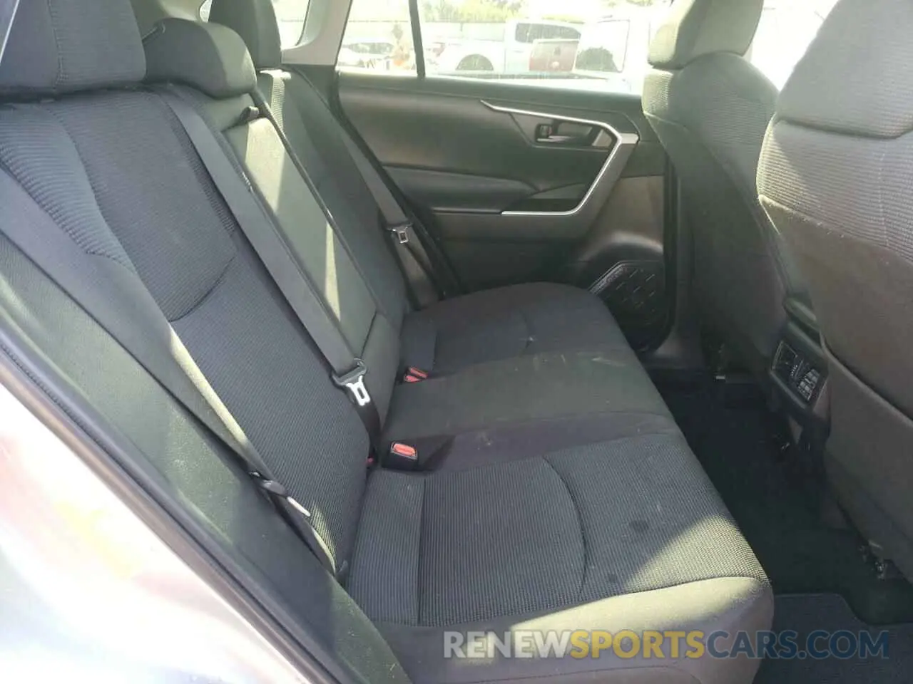 10 Photograph of a damaged car 2T3F1RFV3NW260488 TOYOTA RAV4 2022
