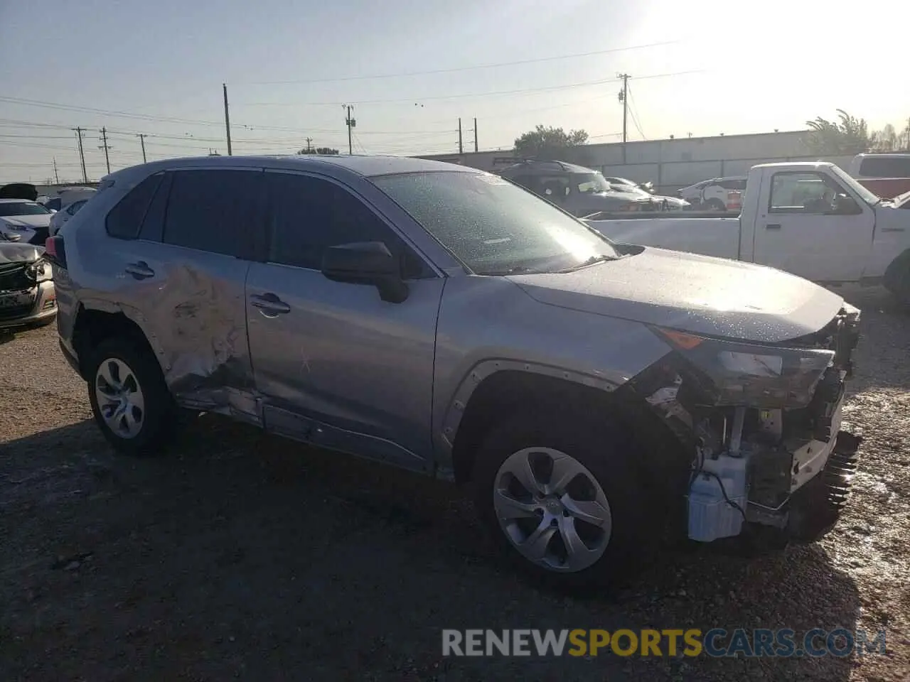 4 Photograph of a damaged car 2T3F1RFV3NW260488 TOYOTA RAV4 2022