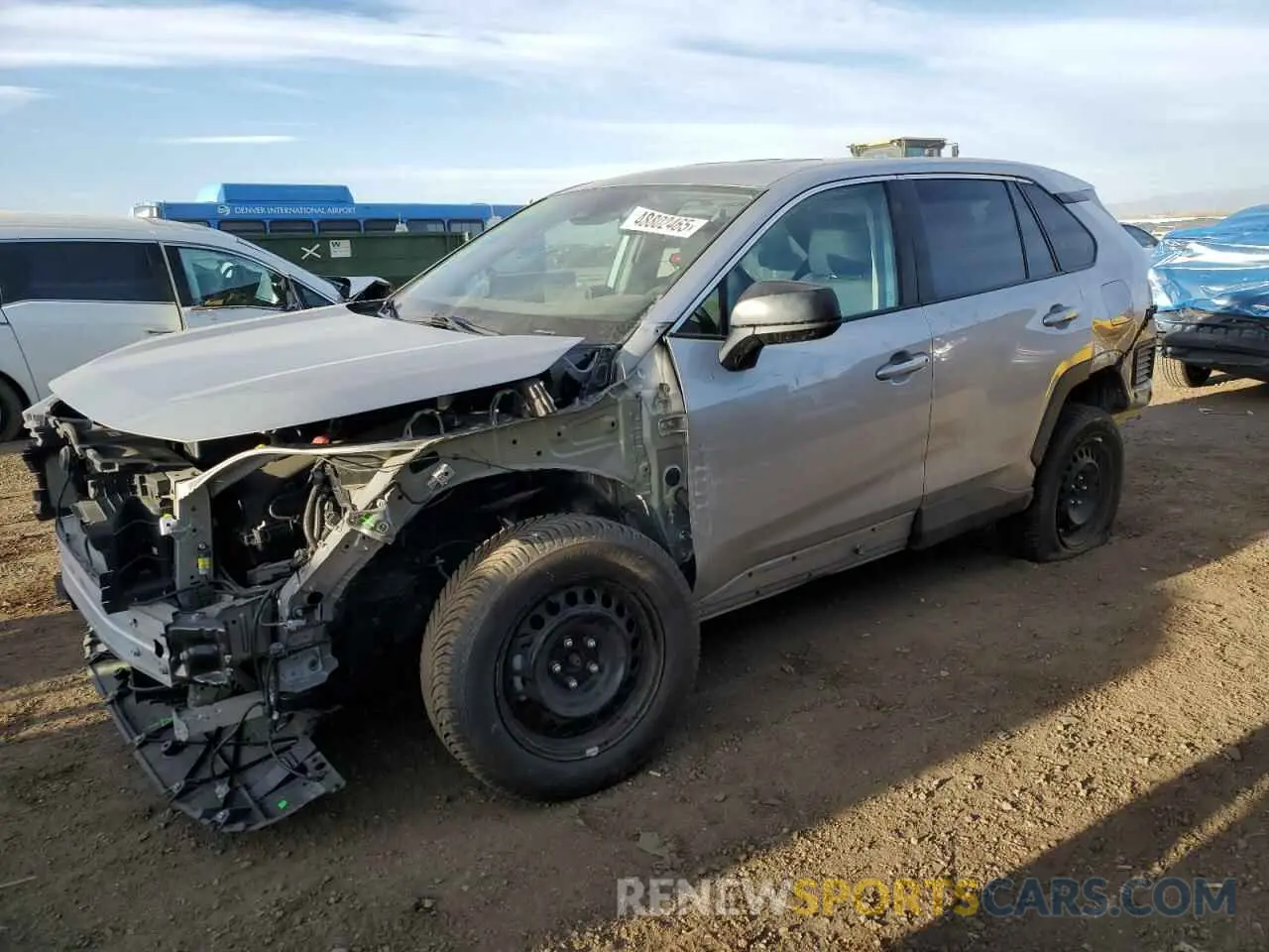 1 Photograph of a damaged car 2T3F1RFV3NW284953 TOYOTA RAV4 2022