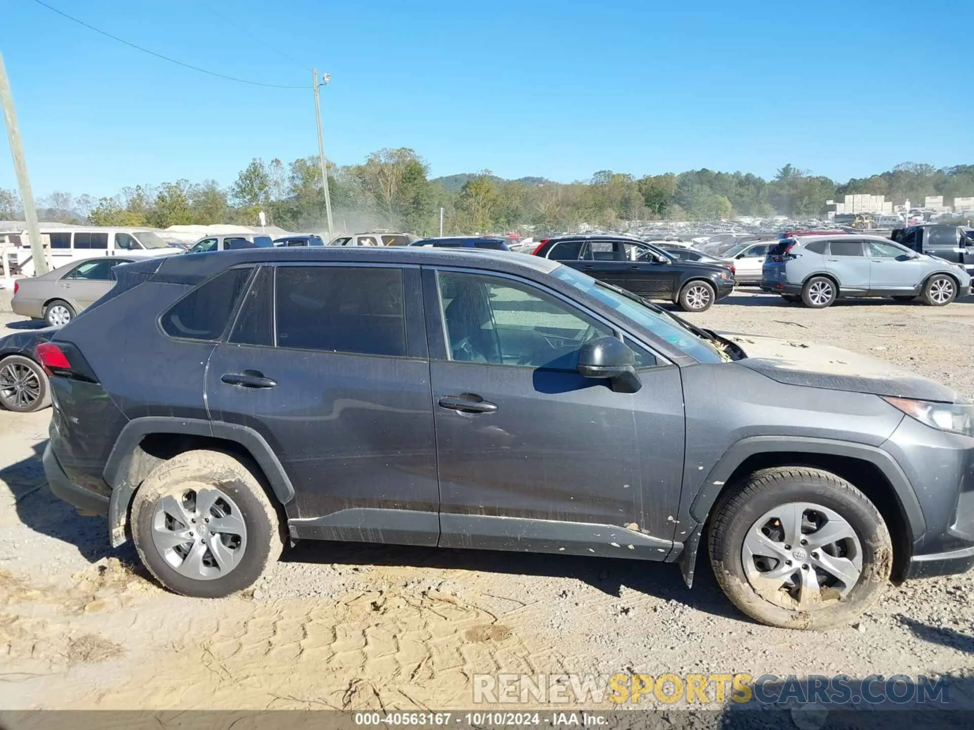 13 Photograph of a damaged car 2T3F1RFV3NW298206 TOYOTA RAV4 2022