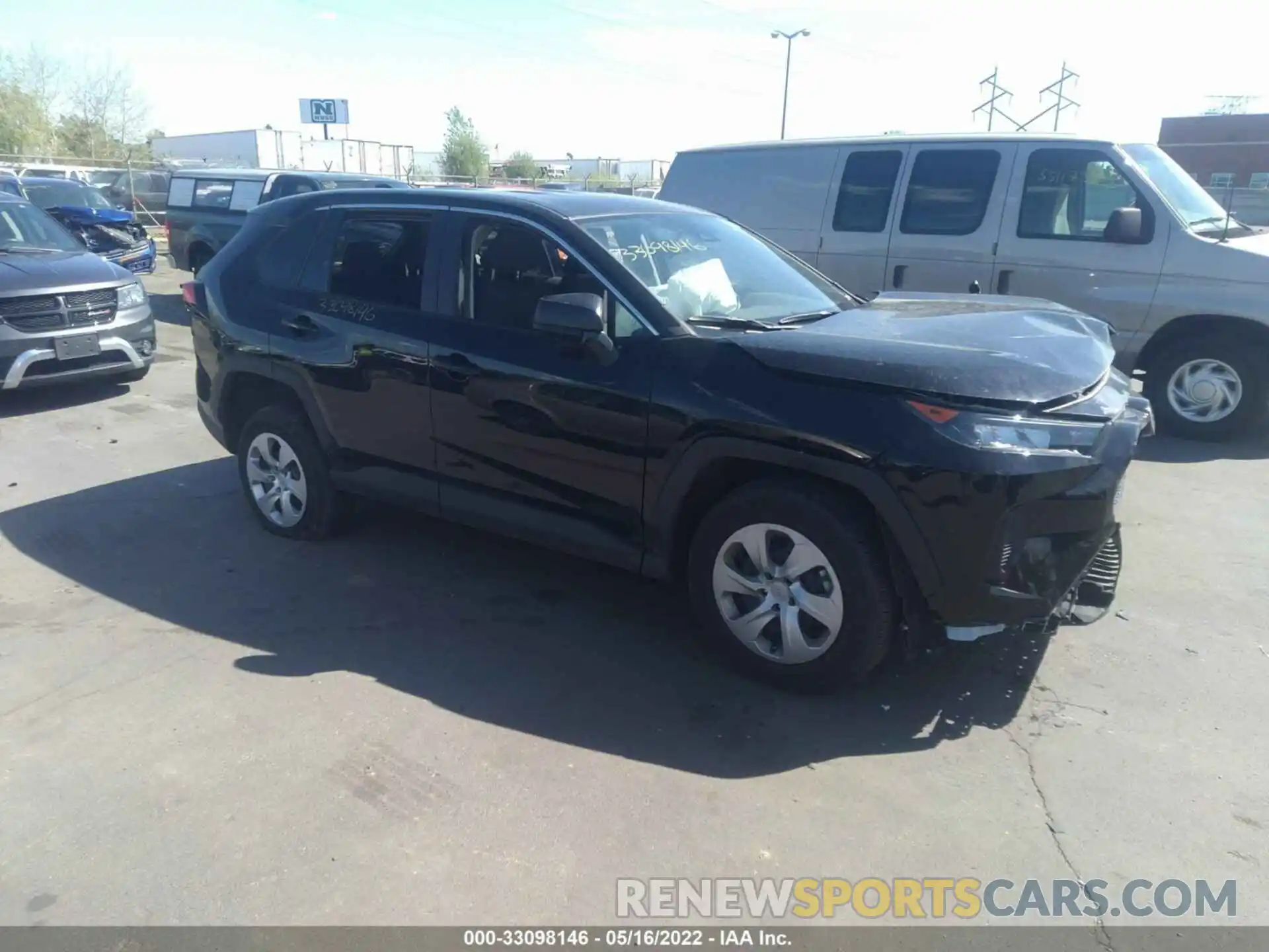 1 Photograph of a damaged car 2T3F1RFV4NC260579 TOYOTA RAV4 2022