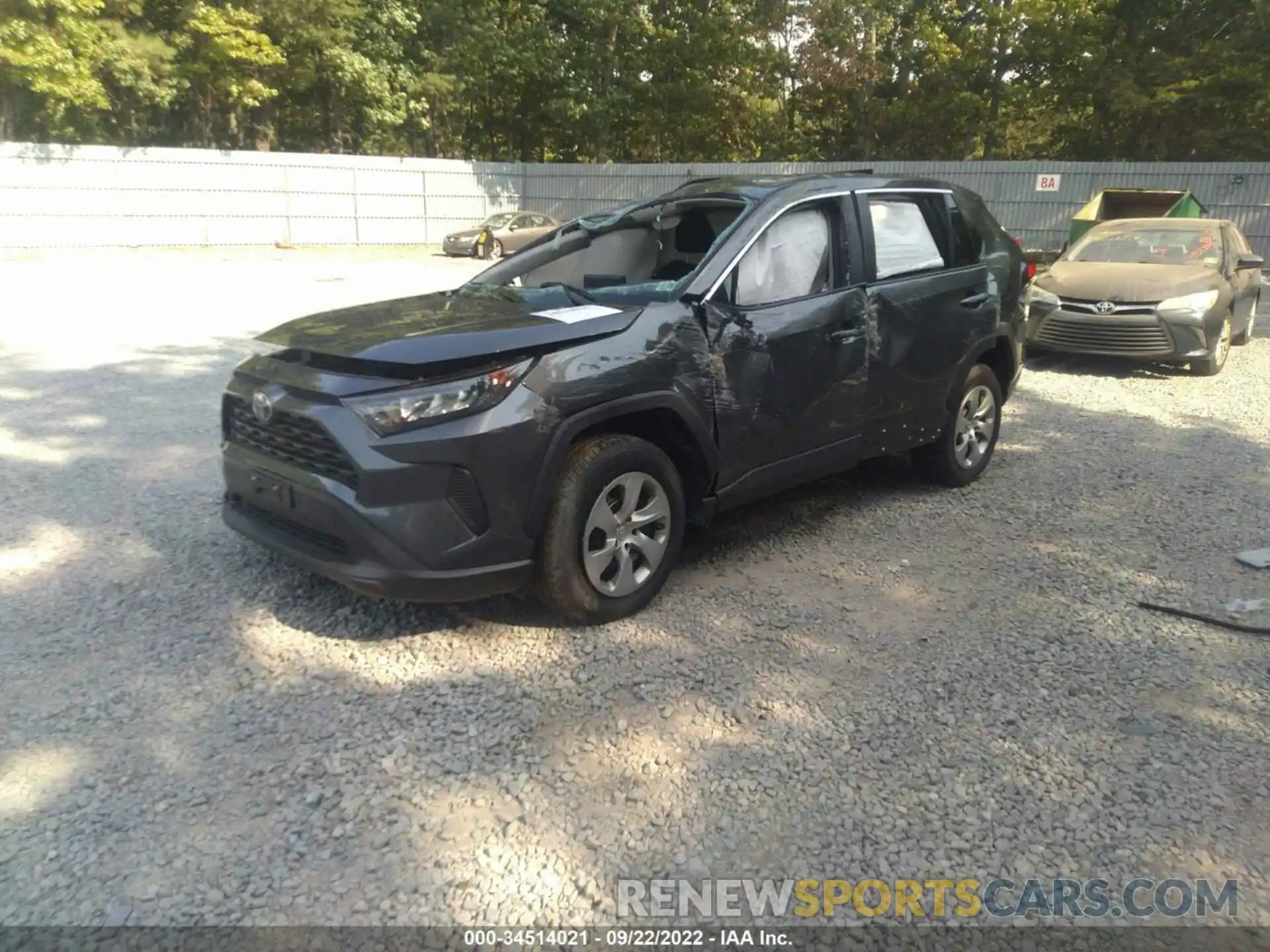 2 Photograph of a damaged car 2T3F1RFV4NC270433 TOYOTA RAV4 2022