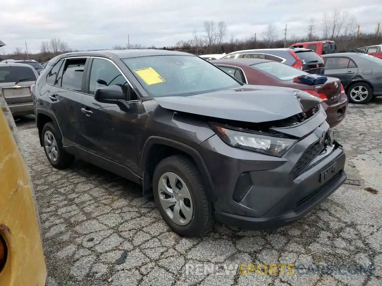 4 Photograph of a damaged car 2T3F1RFV4NC289872 TOYOTA RAV4 2022