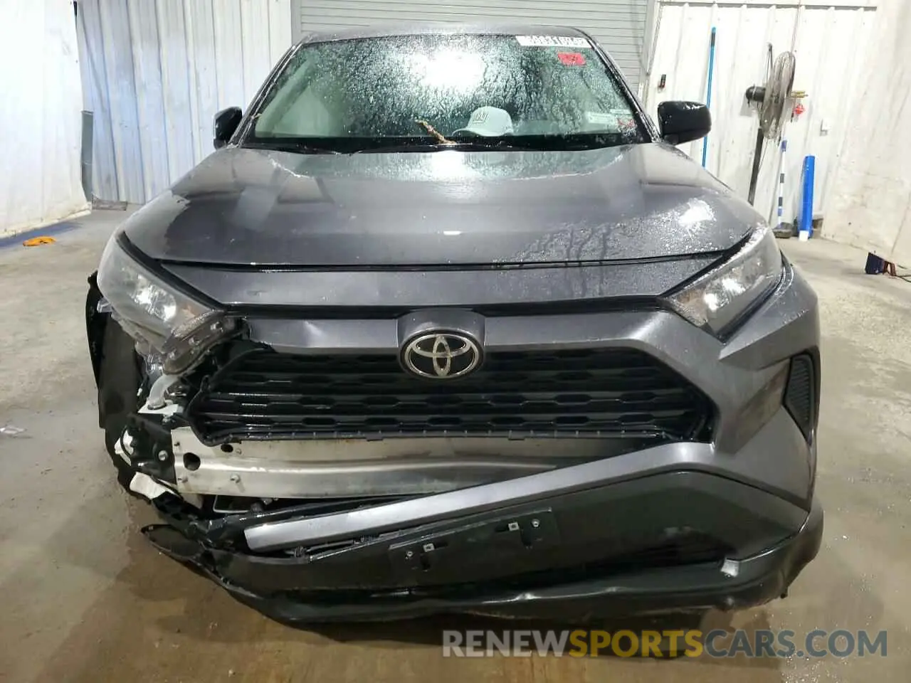 5 Photograph of a damaged car 2T3F1RFV4NC294683 TOYOTA RAV4 2022
