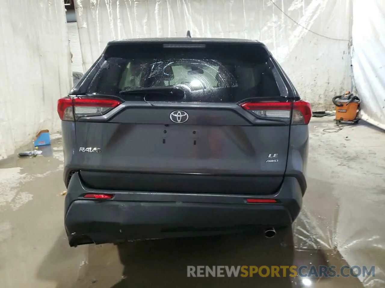 6 Photograph of a damaged car 2T3F1RFV4NC294683 TOYOTA RAV4 2022
