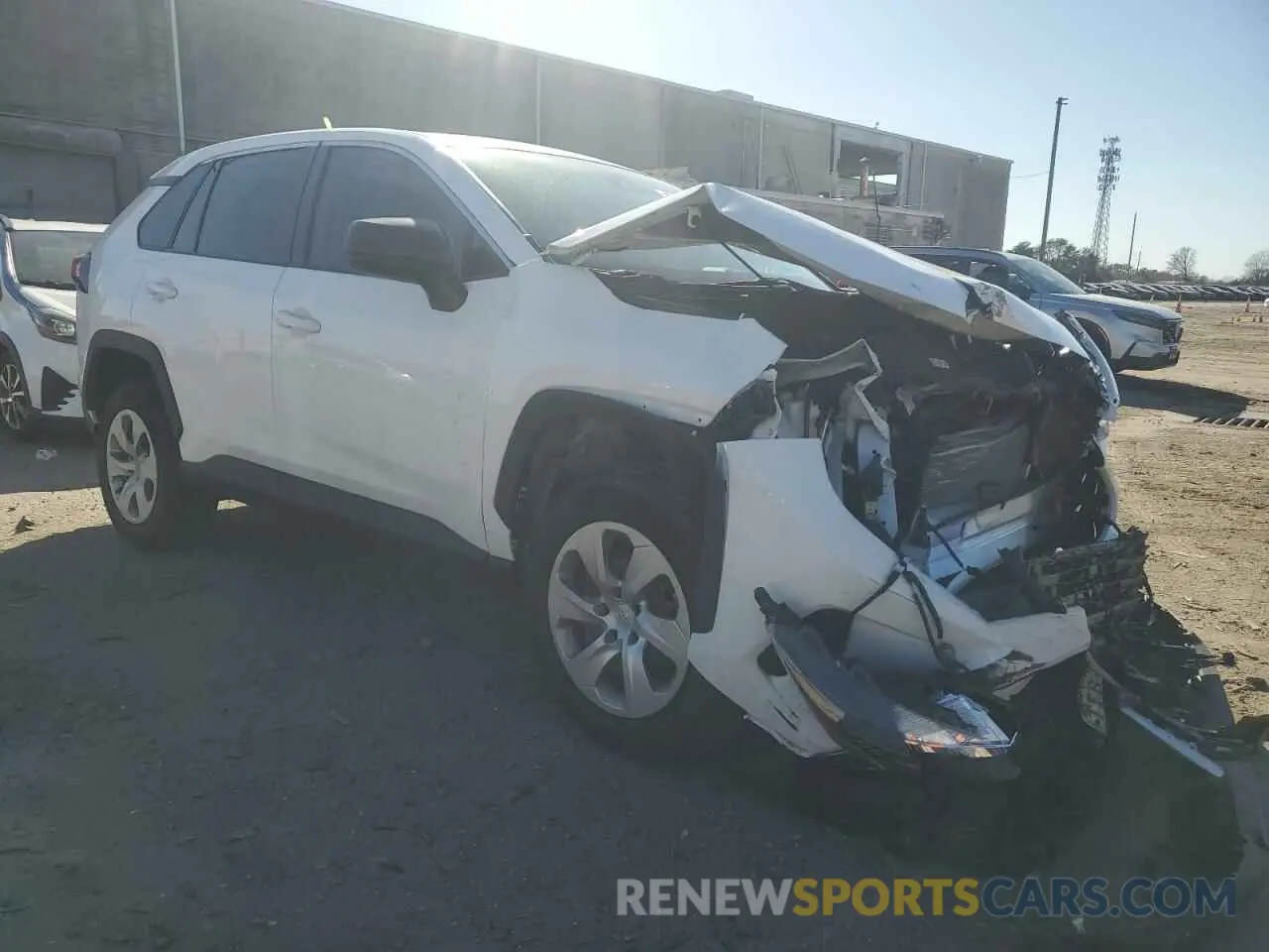 4 Photograph of a damaged car 2T3F1RFV4NW260922 TOYOTA RAV4 2022
