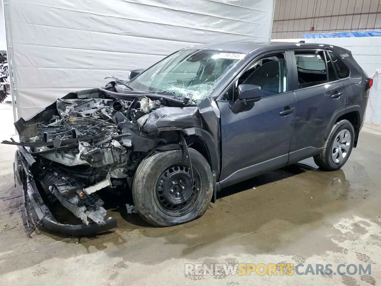 1 Photograph of a damaged car 2T3F1RFV4NW304661 TOYOTA RAV4 2022