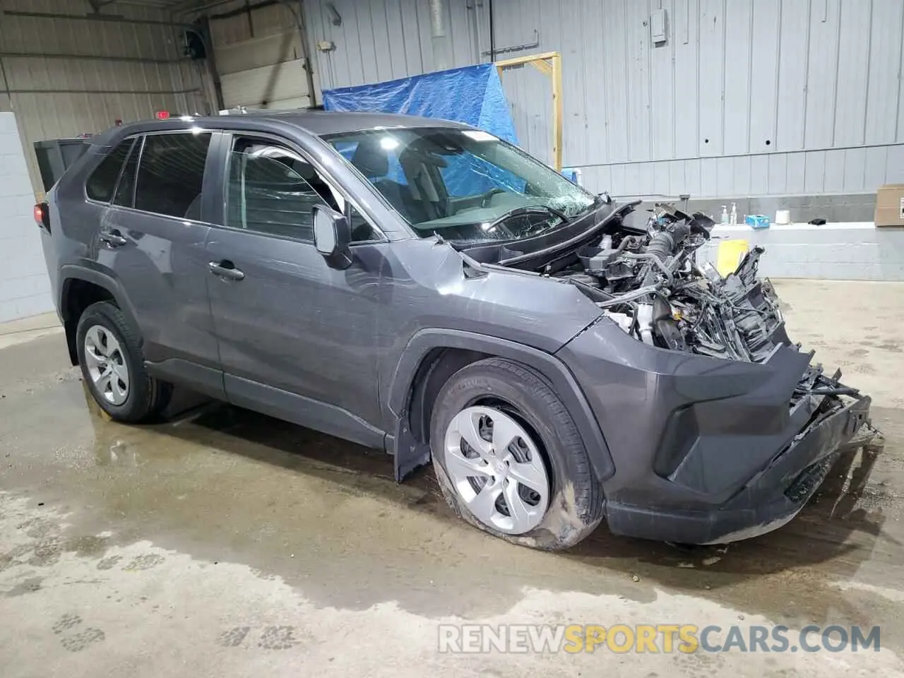 4 Photograph of a damaged car 2T3F1RFV4NW304661 TOYOTA RAV4 2022
