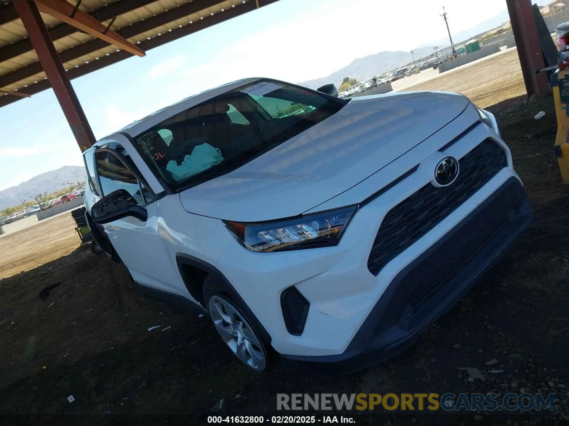 6 Photograph of a damaged car 2T3F1RFV4NW305258 TOYOTA RAV4 2022