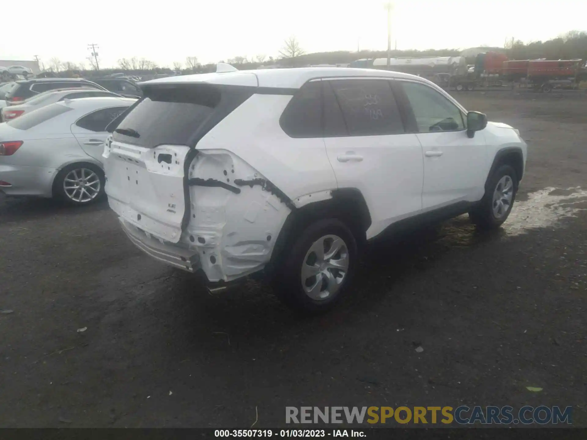 4 Photograph of a damaged car 2T3F1RFV5NC260218 TOYOTA RAV4 2022