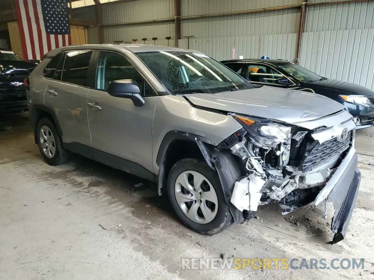 4 Photograph of a damaged car 2T3F1RFV5NC305349 TOYOTA RAV4 2022