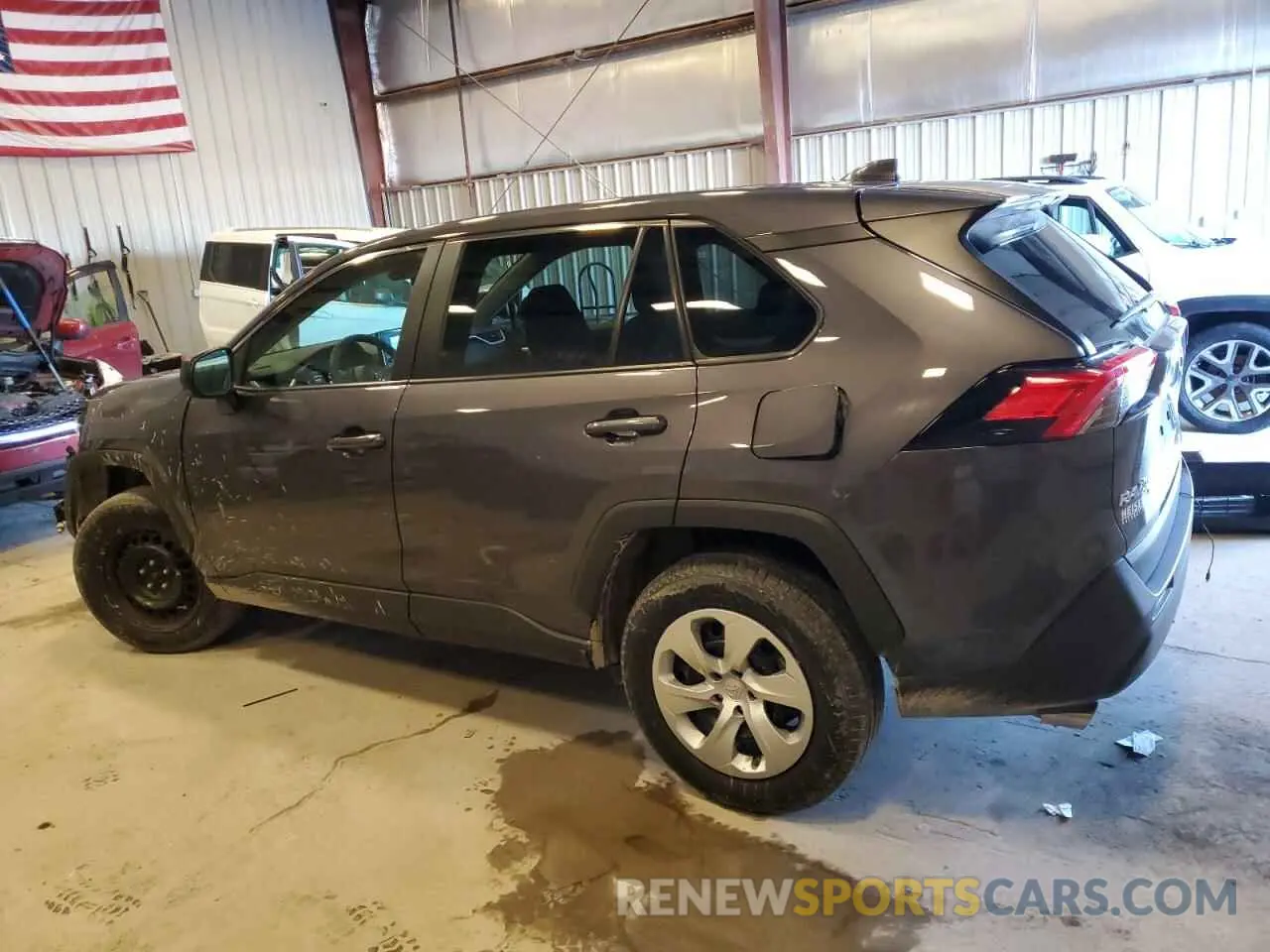 2 Photograph of a damaged car 2T3F1RFV5NW270665 TOYOTA RAV4 2022