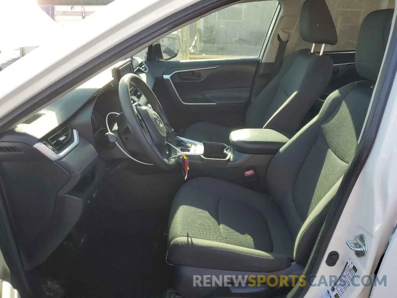 7 Photograph of a damaged car 2T3F1RFV6NC310754 TOYOTA RAV4 2022
