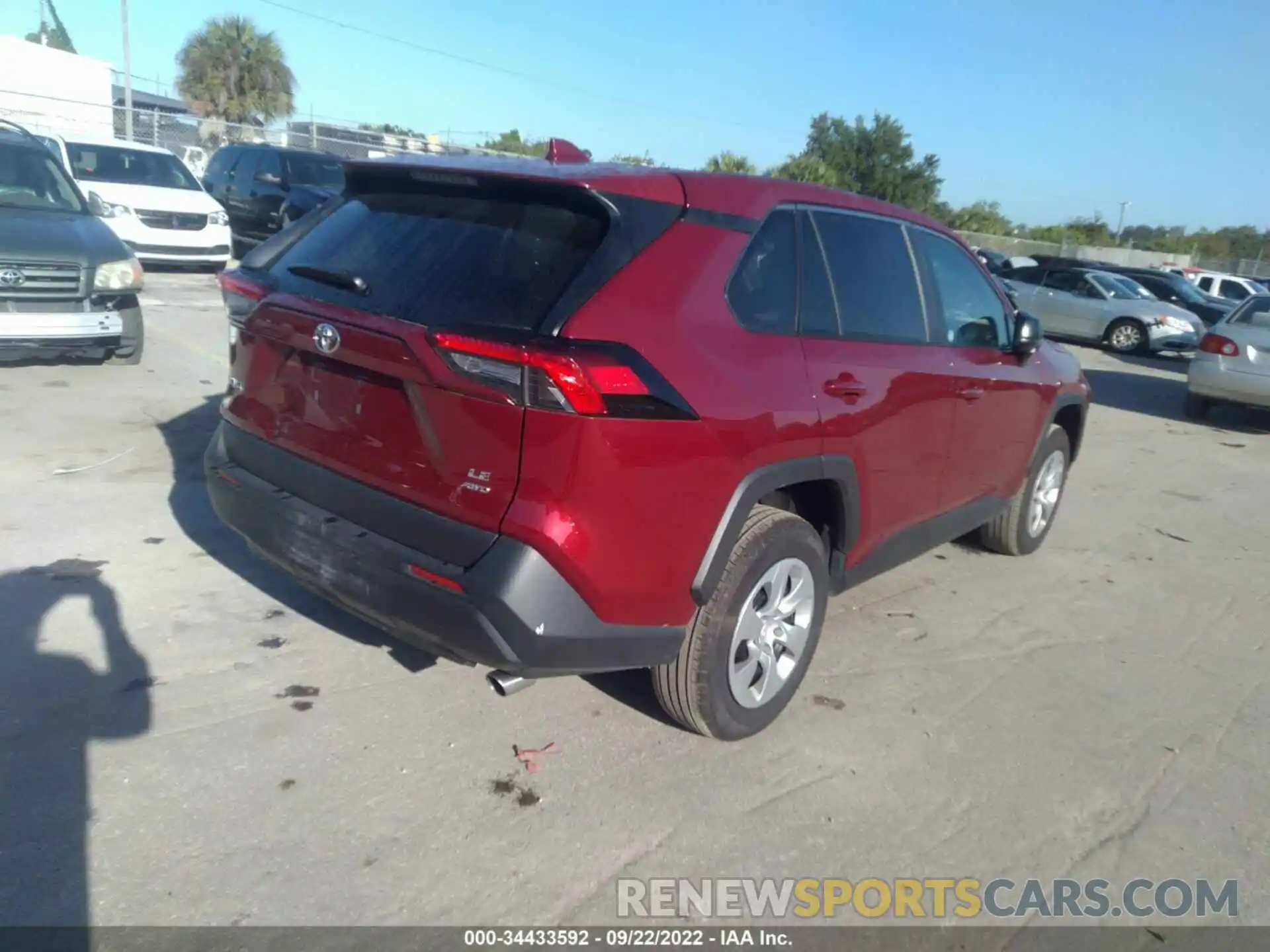 4 Photograph of a damaged car 2T3F1RFV6NW263837 TOYOTA RAV4 2022