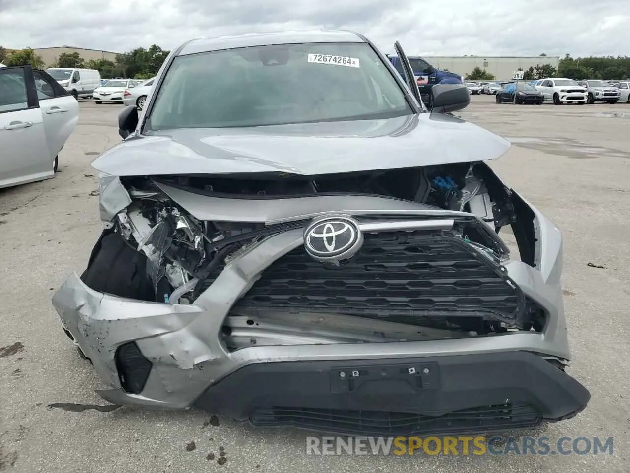 5 Photograph of a damaged car 2T3F1RFV6NW275244 TOYOTA RAV4 2022