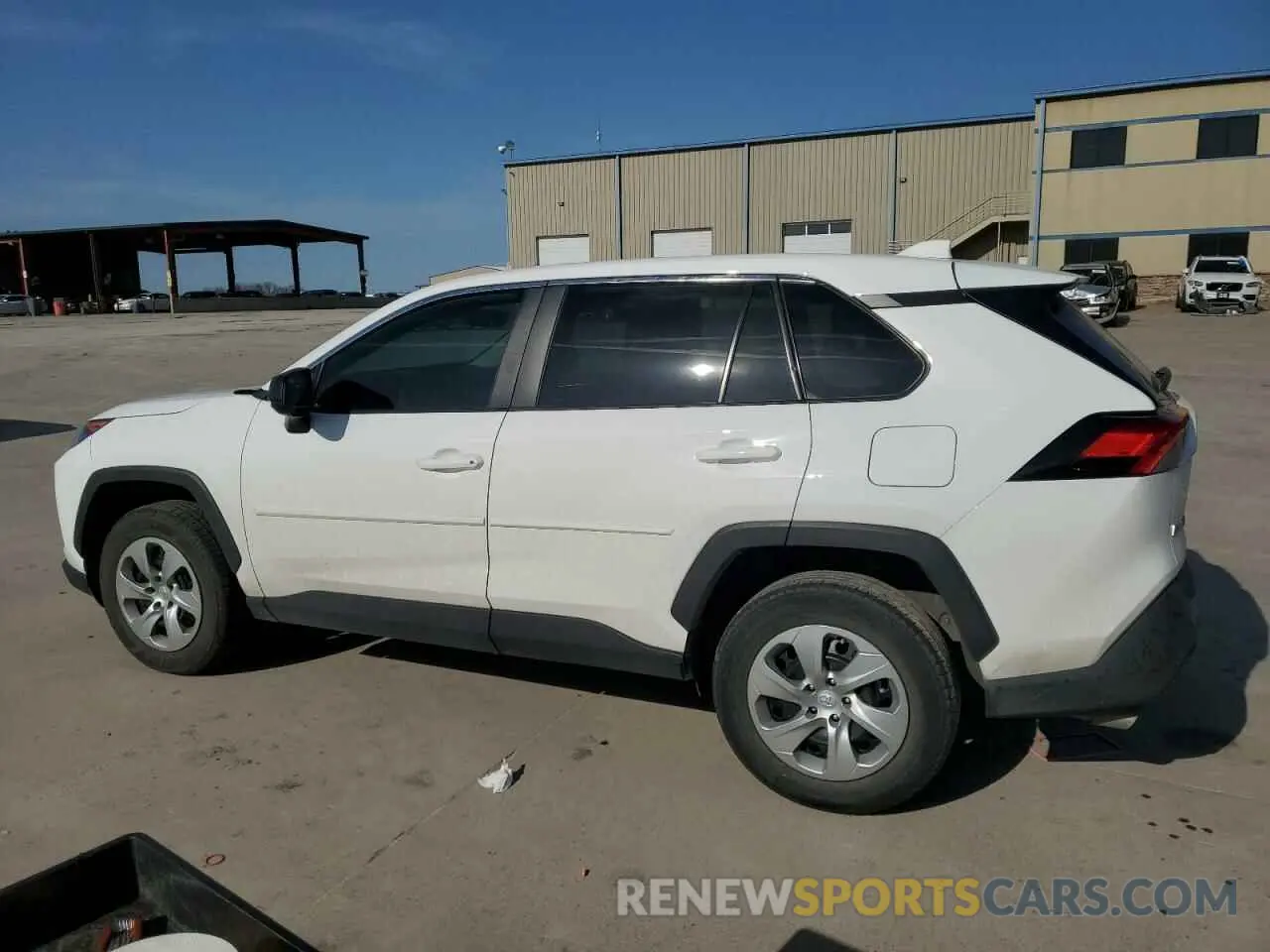 2 Photograph of a damaged car 2T3F1RFV7NC308320 TOYOTA RAV4 2022