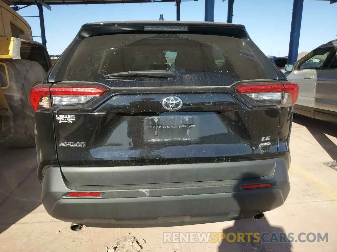 6 Photograph of a damaged car 2T3F1RFV7NC309001 TOYOTA RAV4 2022