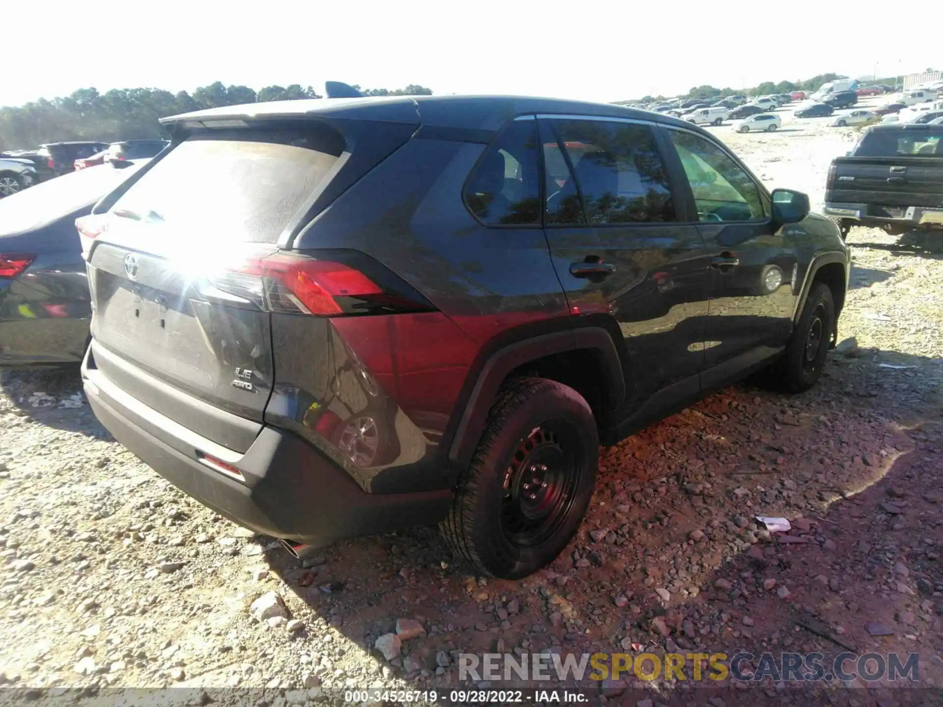 4 Photograph of a damaged car 2T3F1RFV7NW262650 TOYOTA RAV4 2022