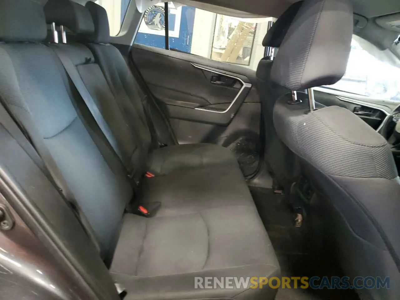 11 Photograph of a damaged car 2T3F1RFV8NC314904 TOYOTA RAV4 2022