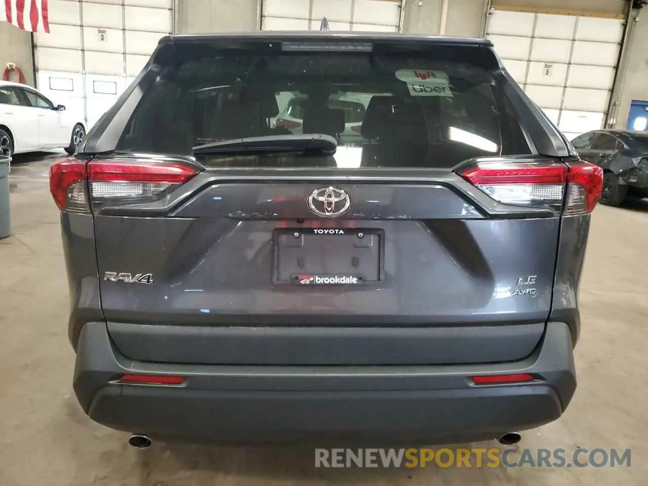 6 Photograph of a damaged car 2T3F1RFV8NC314904 TOYOTA RAV4 2022