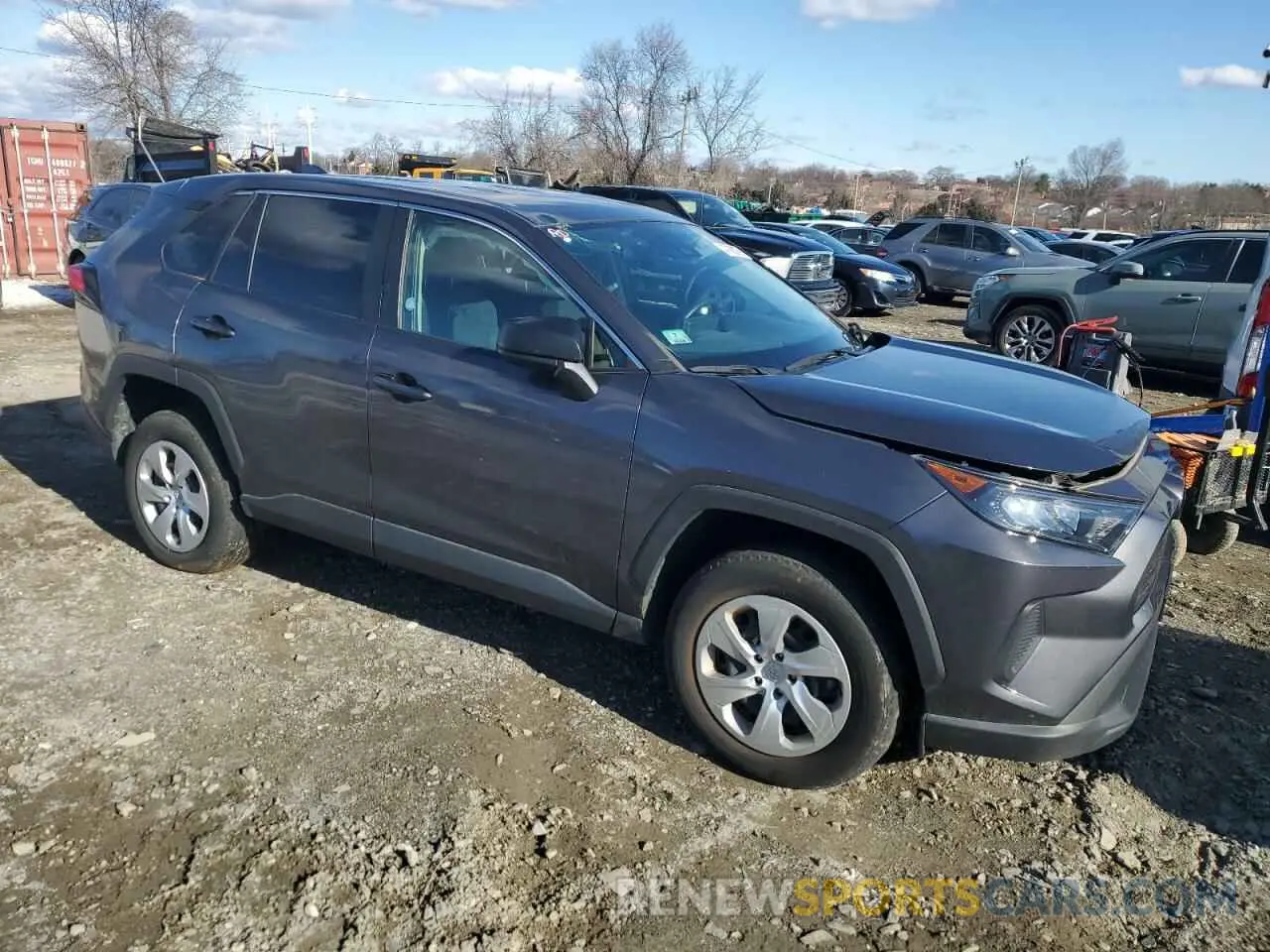 4 Photograph of a damaged car 2T3F1RFV8NW289839 TOYOTA RAV4 2022