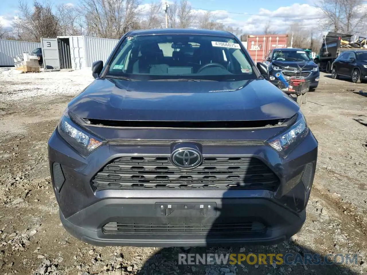 5 Photograph of a damaged car 2T3F1RFV8NW289839 TOYOTA RAV4 2022