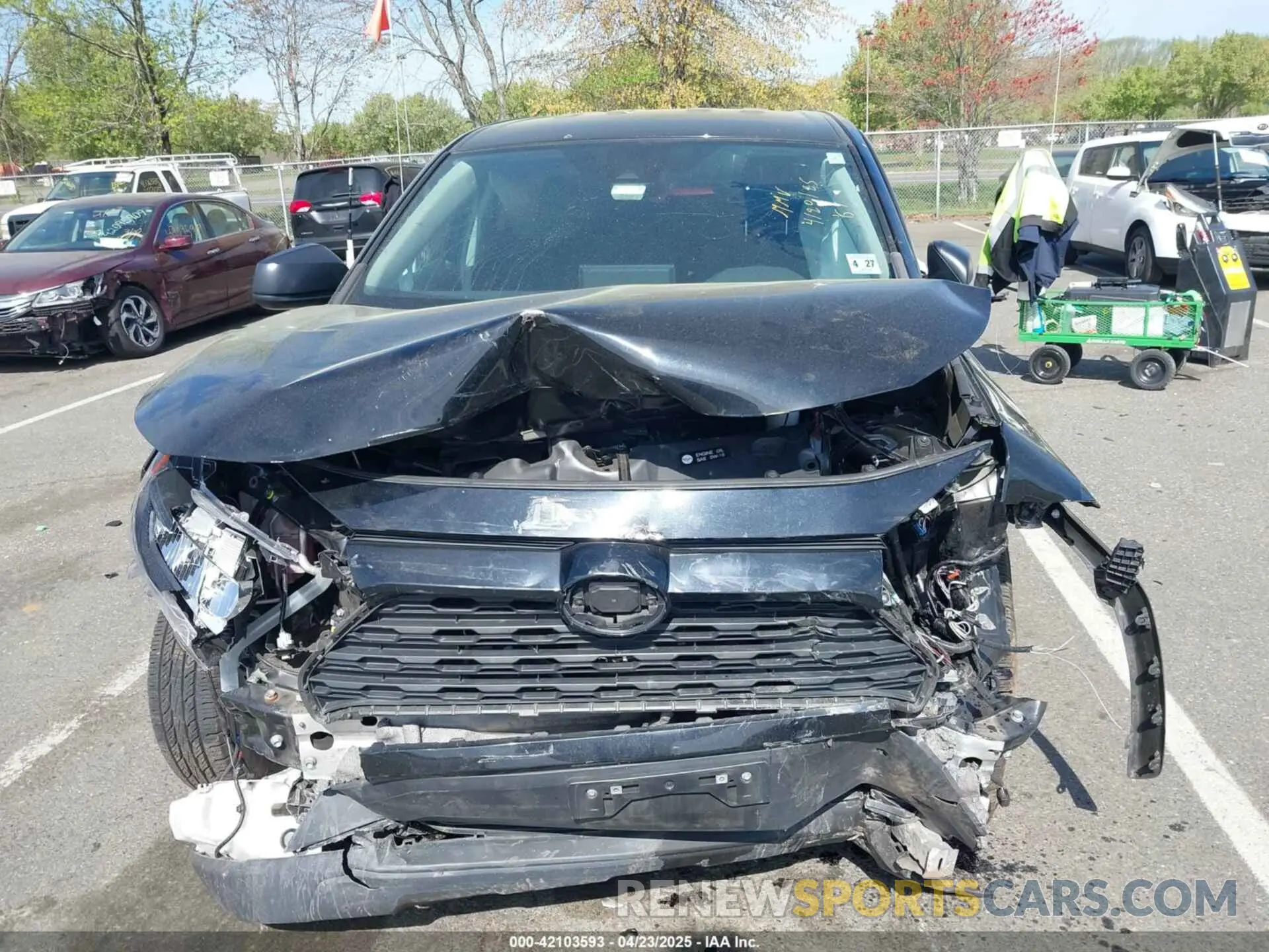 6 Photograph of a damaged car 2T3F1RFV9NC269164 TOYOTA RAV4 2022