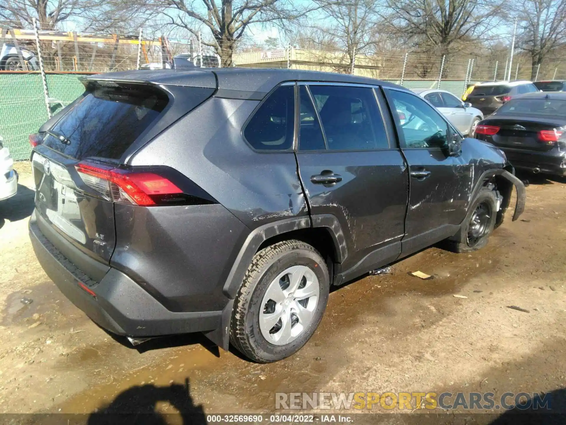 4 Photograph of a damaged car 2T3F1RFVXNC268234 TOYOTA RAV4 2022